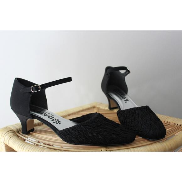 Vintage Daisy Black Kitten Heel with Ankle Strap - Picture 1 of 6
